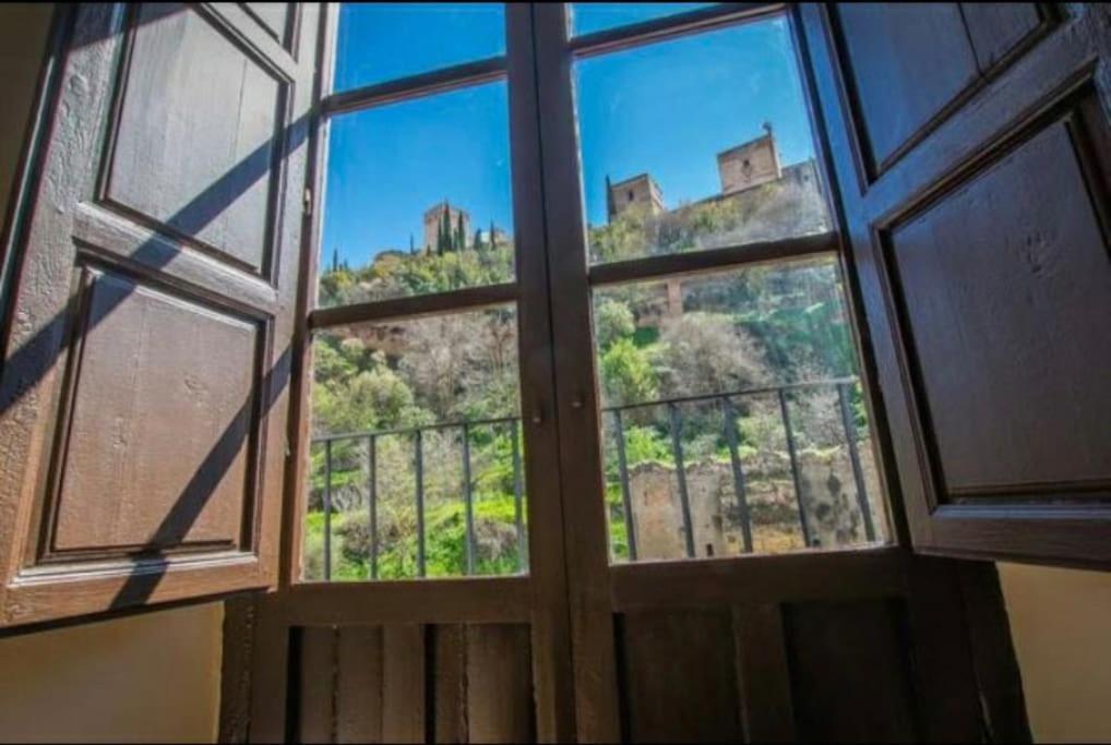 גרנדה Alhambra Enamora 1 -Paseo De Los Tristes View 1 -C מראה חיצוני תמונה