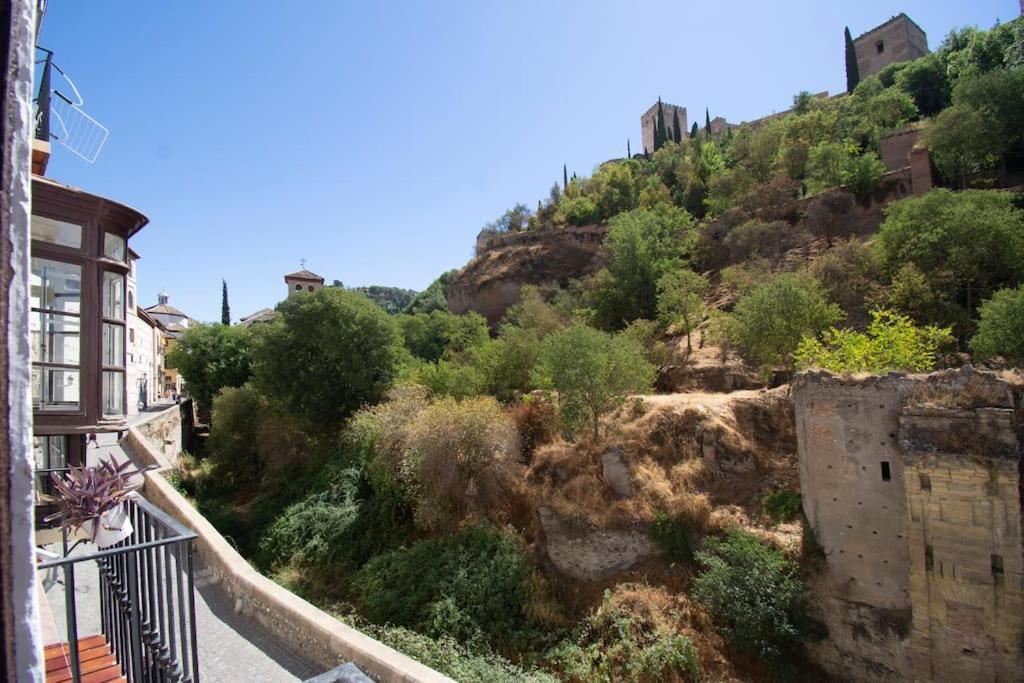 גרנדה Alhambra Enamora 1 -Paseo De Los Tristes View 1 -C מראה חיצוני תמונה