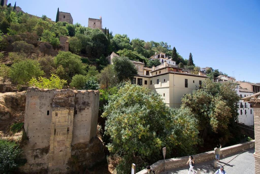 גרנדה Alhambra Enamora 1 -Paseo De Los Tristes View 1 -C מראה חיצוני תמונה